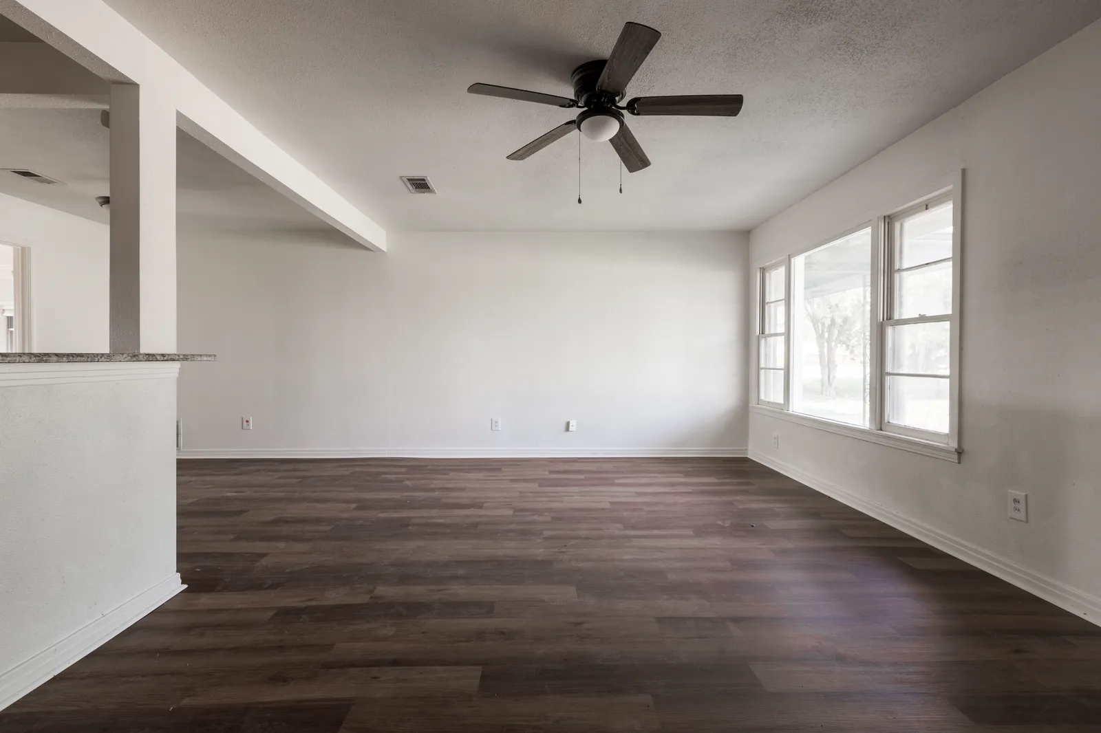 Sherman St. in McKinney living room before the renovation